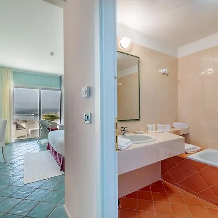 Luna Lughente 4* أولبيا