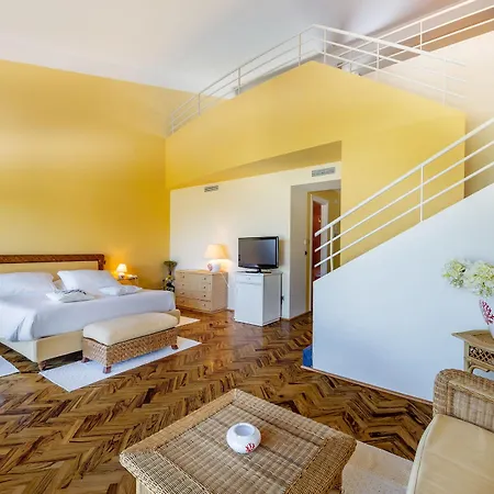فندق Luna Lughente 4*